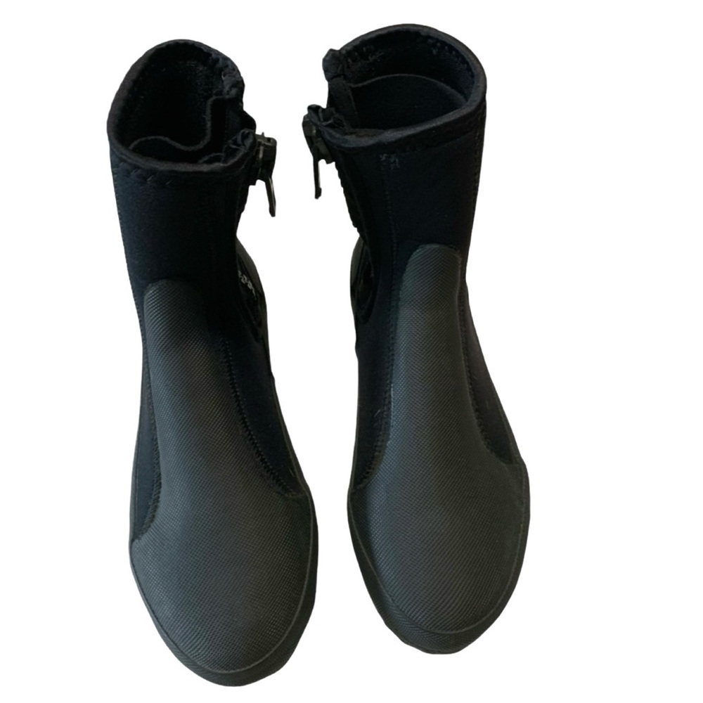 XS Scuba Bootie 6mm Deluxe Boot Size 5